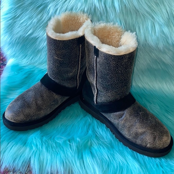 Dylan UGG Boot - Picture 7 of 16